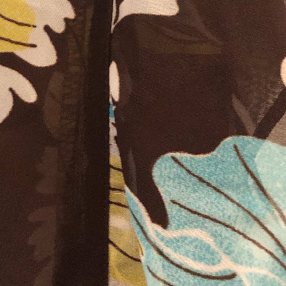 Vintage Newsworthy Flower Print Top w/side tie - Picture 8 of 8